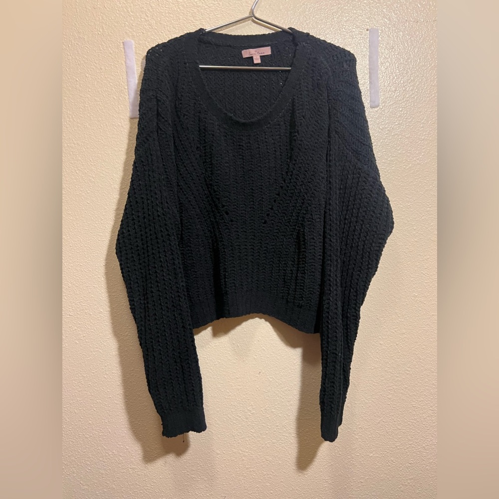 Black Love Tree Sweater. Size (L)